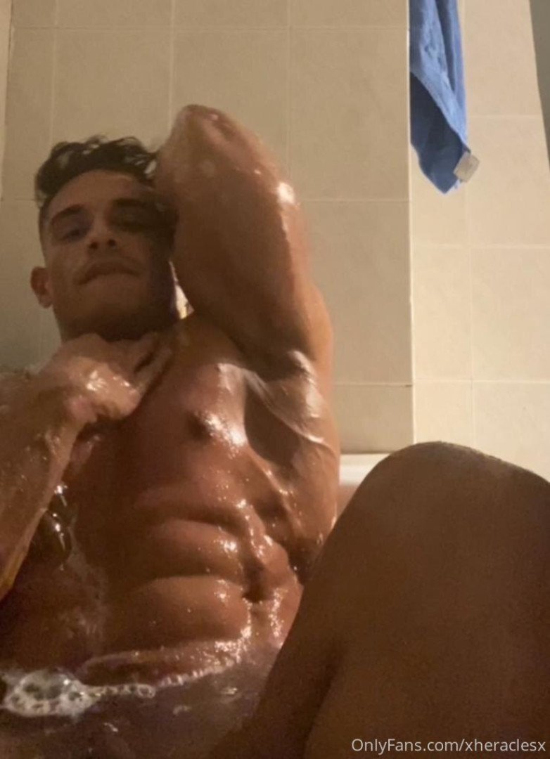 Photo by xheraclesx published on May 15,2023 23:19:02 - BestThots