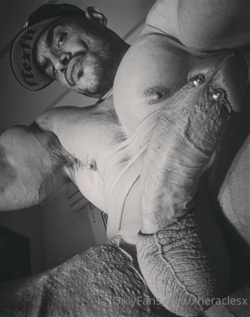 Photo by xheraclesx published on May 15,2023 23:19:08 - BestThots