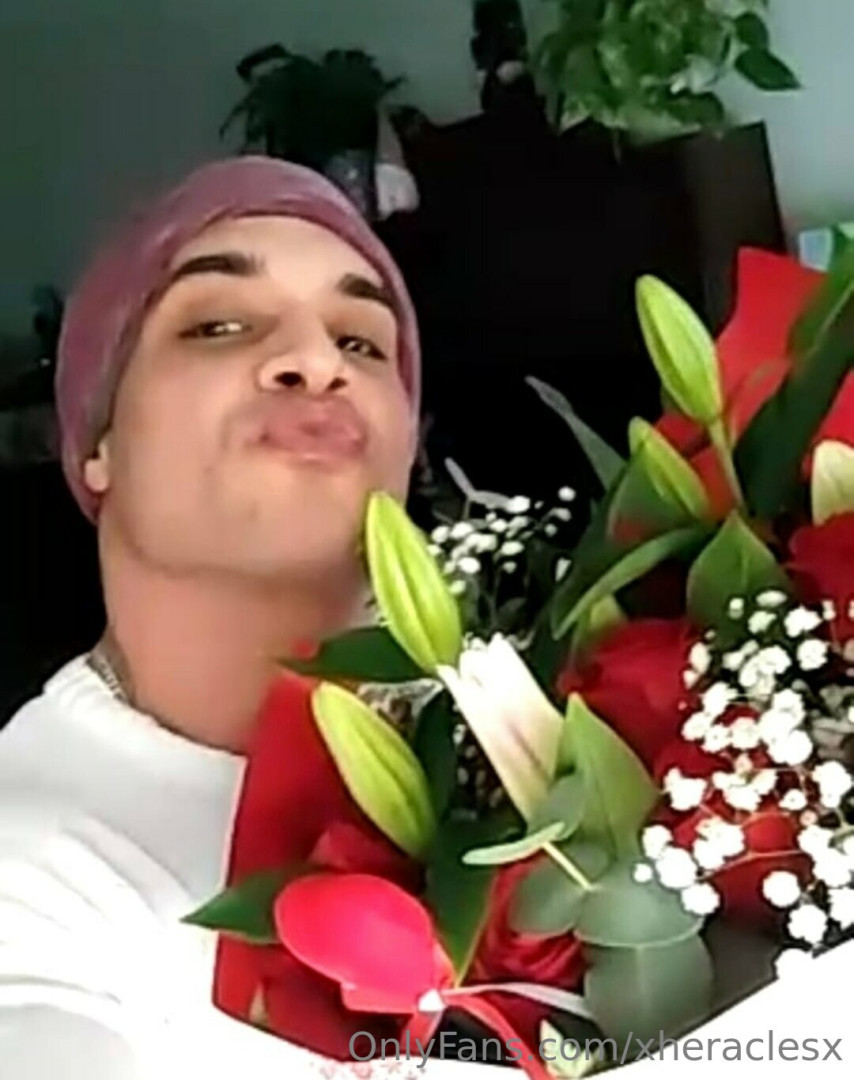 Photo by xheraclesx published on May 15,2023 23:20:21 - BestThots