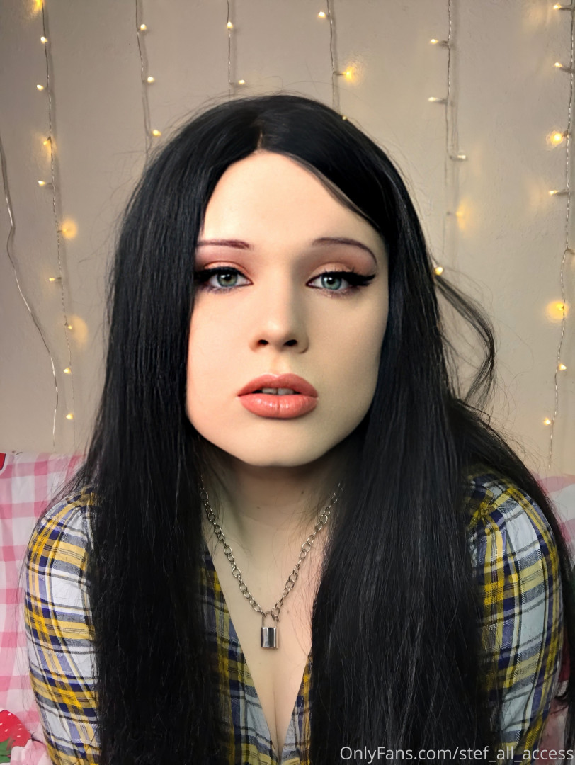 Photo by stef_all_access published on October 11,2023 20:39:29 - BestThots