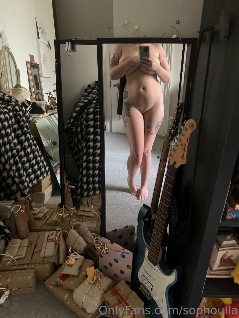 Photo by sophoulla published on October 11,2023 13:30:22 - BestThots