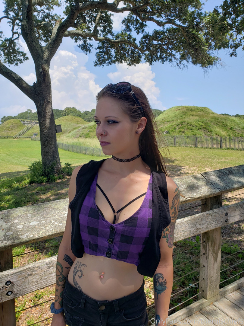 Photo by themischiefs published on May 16,2023 23:37:47 - BestThots