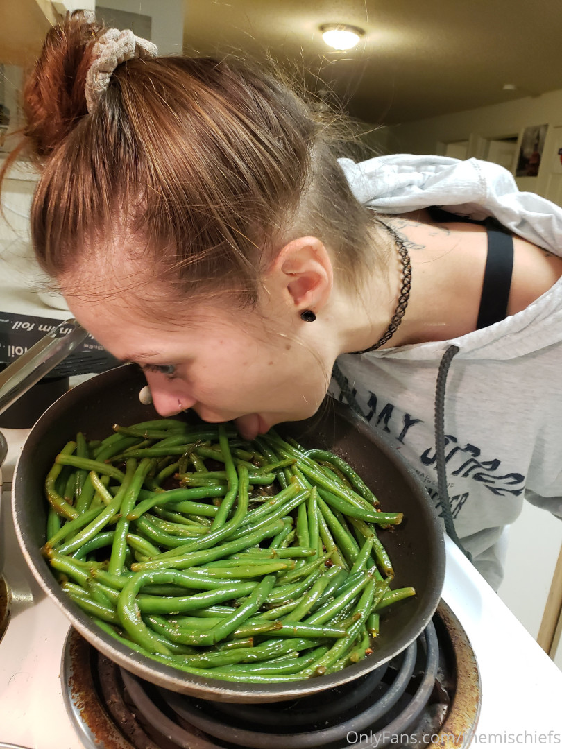 Photo by themischiefs published on May 16,2023 23:37:55 - BestThots