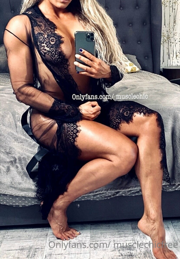 Photo by musclechicfree published on July 6,2023 18:05:08 - BestThots