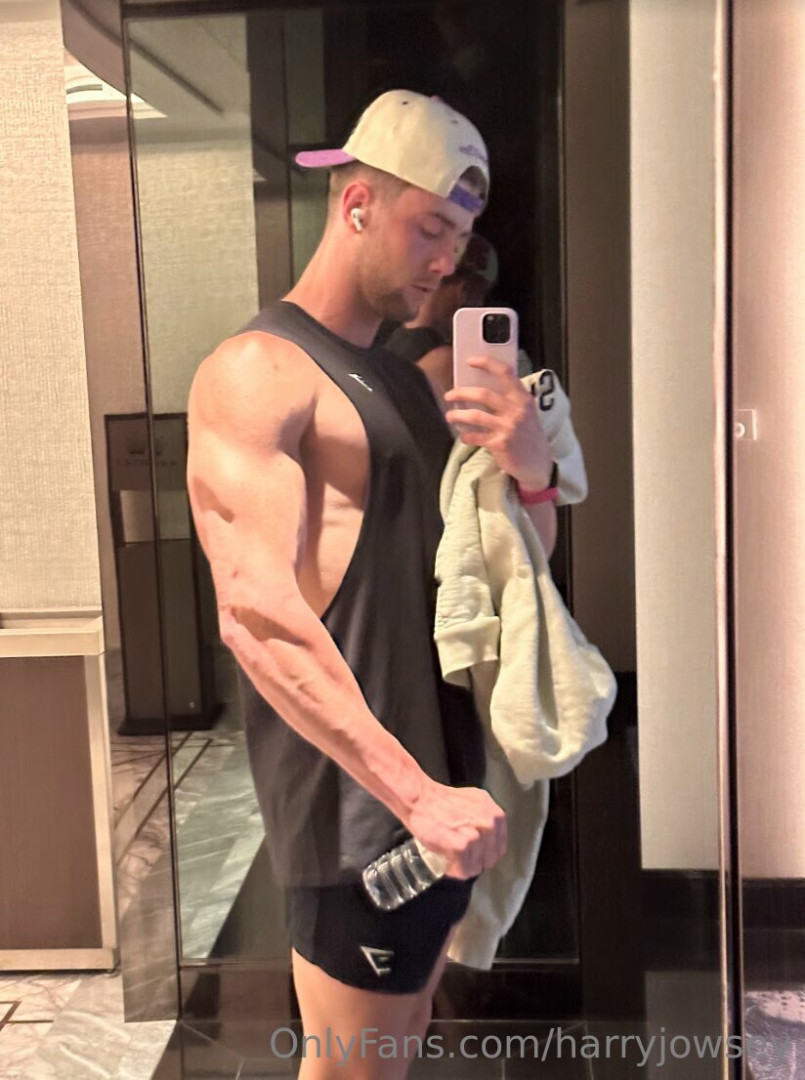 Photo by harryjowsey published on June 27,2023 19:00:13 - BestThots