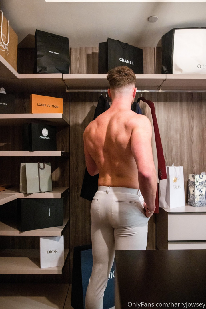 Photo by harryjowsey published on October 16,2023 17:36:46 - BestThots