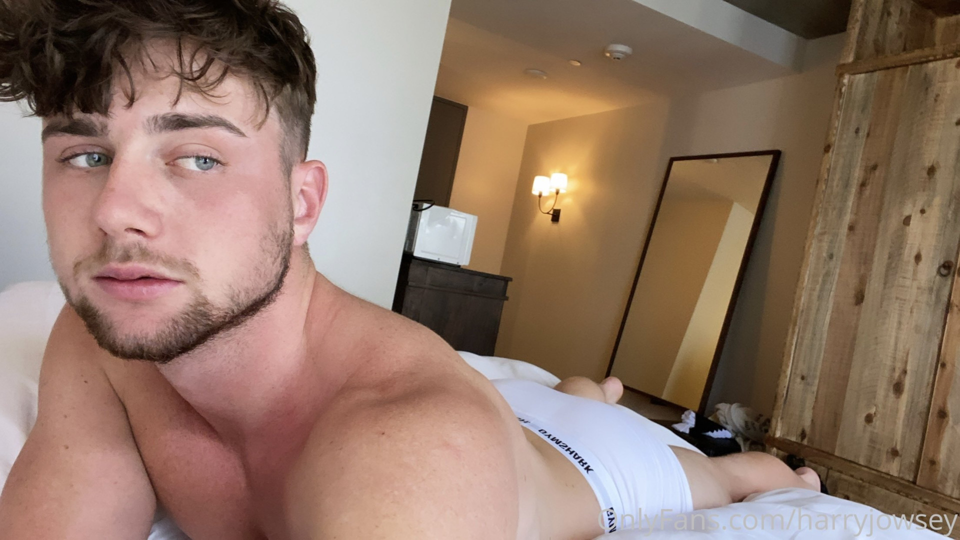 Photo by harryjowsey published on October 16,2023 17:38:08 - BestThots