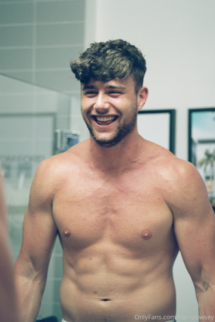 Photo by harryjowsey published on October 16,2023 17:40:55 - BestThots