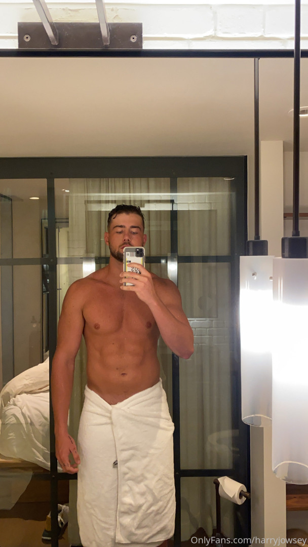 Photo by harryjowsey published on October 16,2023 17:47:15 - BestThots