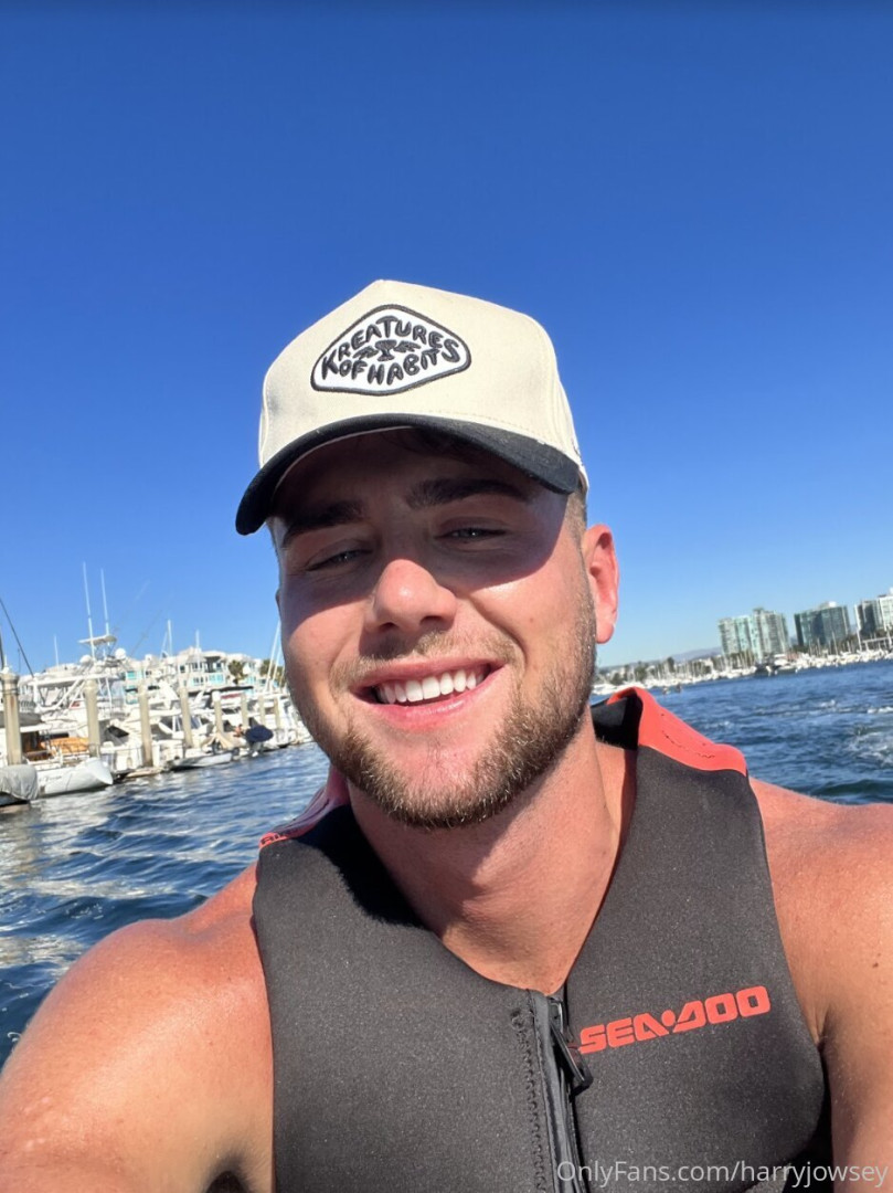 Photo by harryjowsey published on October 16,2023 17:51:09 - BestThots