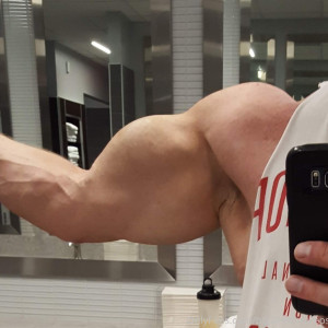 big21inchbiceps #7274361