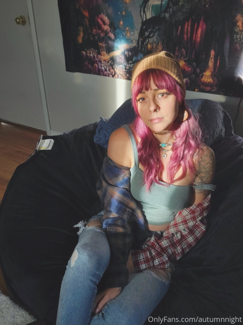 Photo by autumnnight published on November 24,2023 05:14:18 - BestThots