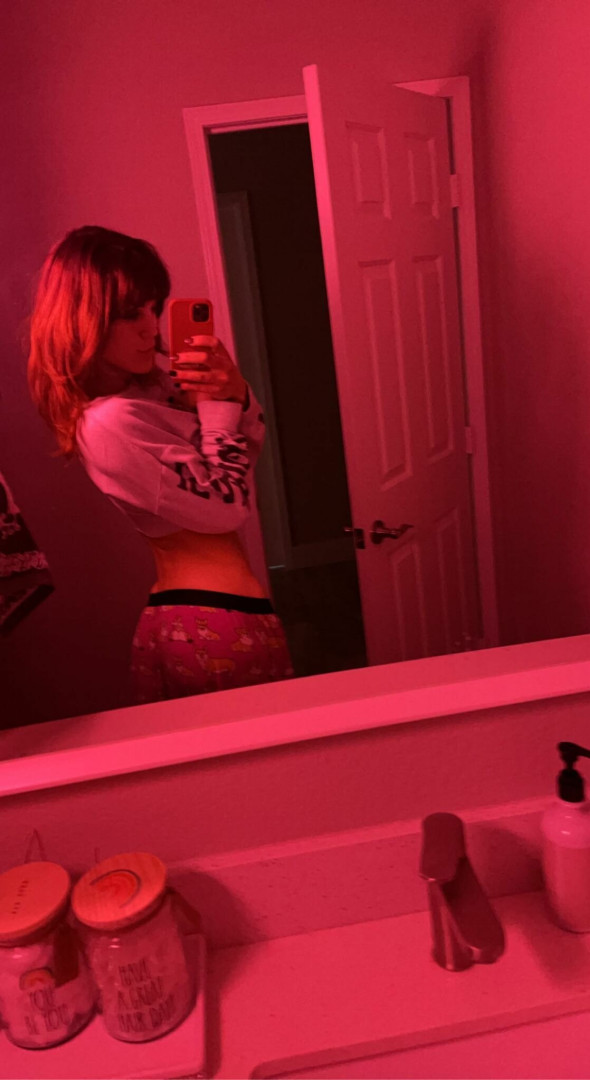 Photo by nakedbarbiedoll published on July 6,2023 12:45:57 - BestThots