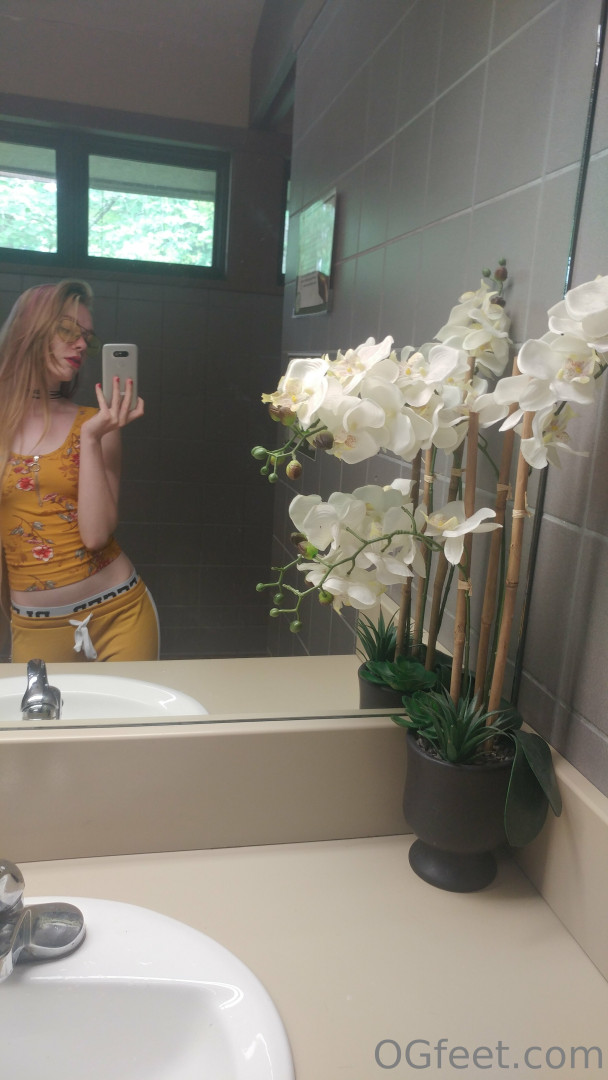 Photo by ogfeet published on August 2,2023 05:12:09 - BestThots