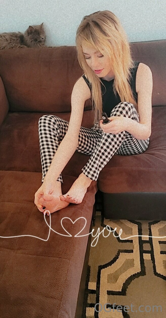 Photo by ogfeet published on October 15,2023 00:03:50 - BestThots