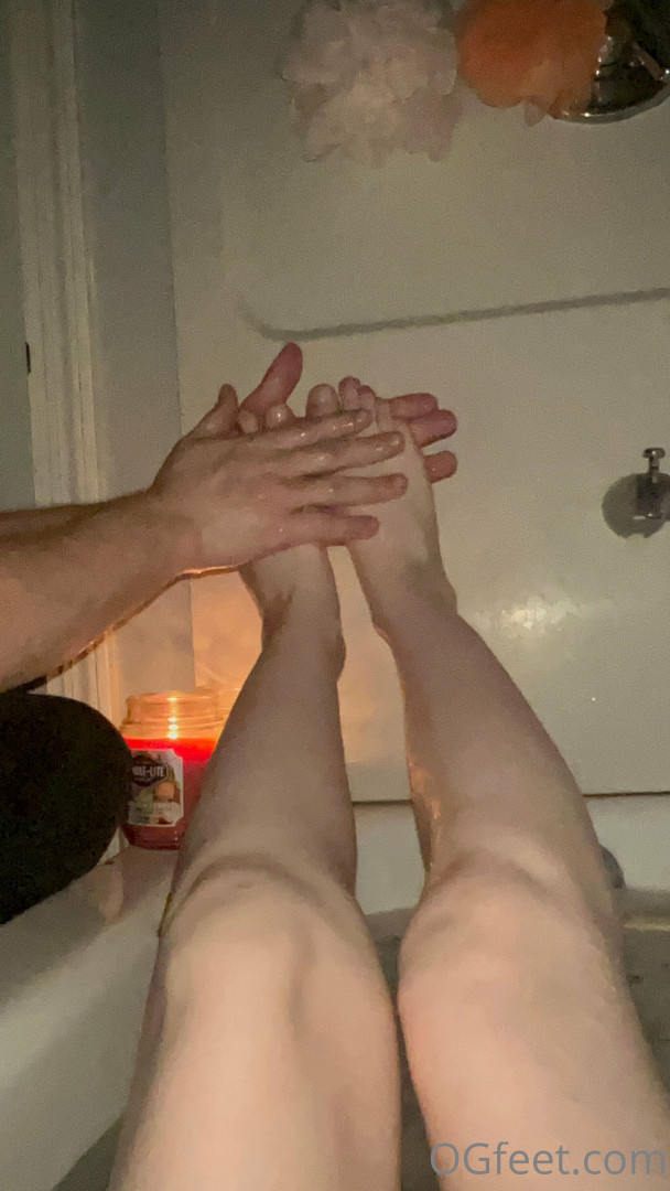 Photo by ogfeet published on October 15,2023 01:13:48 - BestThots