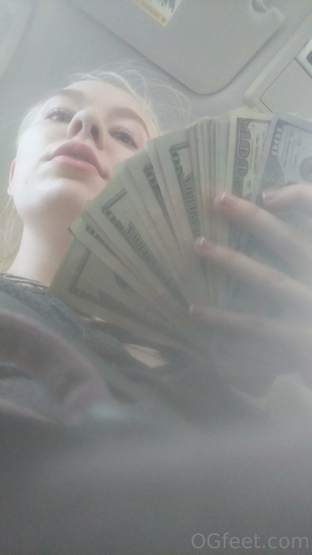 Photo by ogfeet published on October 15,2023 03:29:15 - BestThots