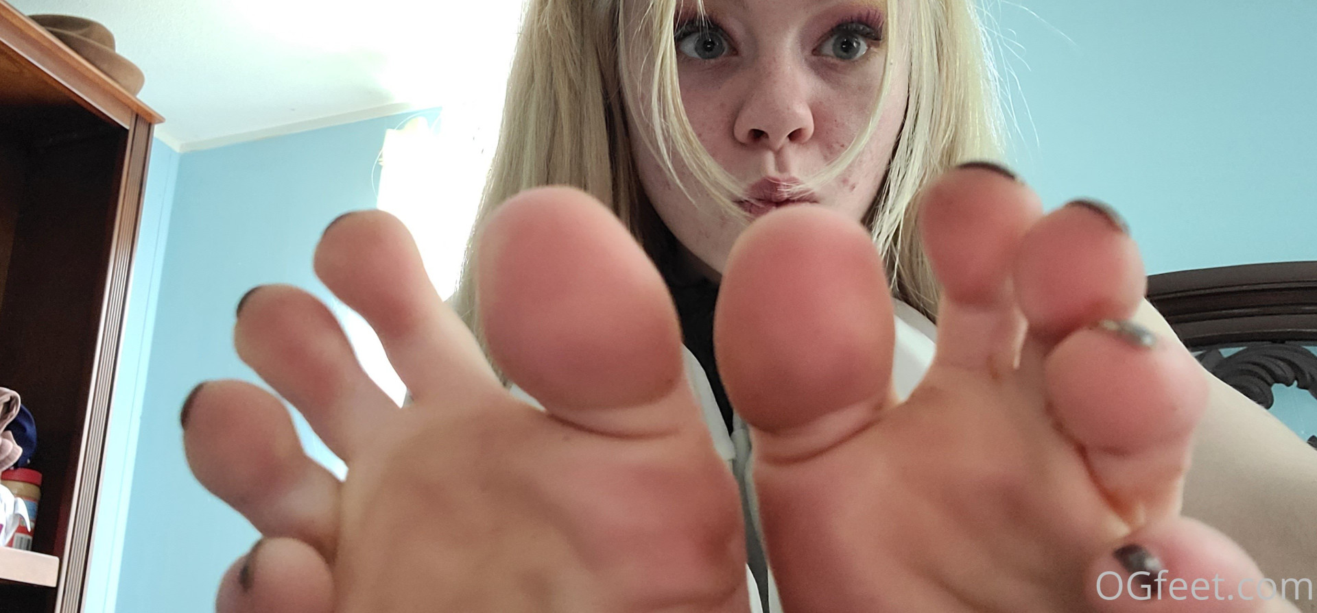 Photo by ogfeet published on October 15,2023 04:08:53 - BestThots