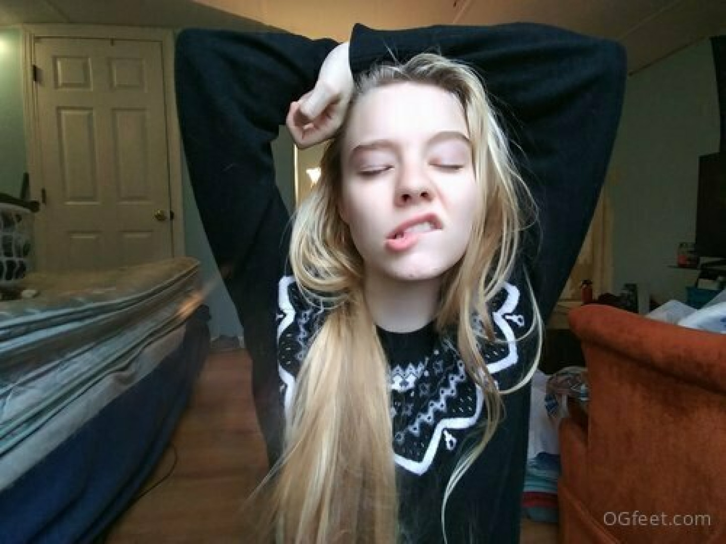 Photo by ogfeet published on October 15,2023 06:50:31 - BestThots