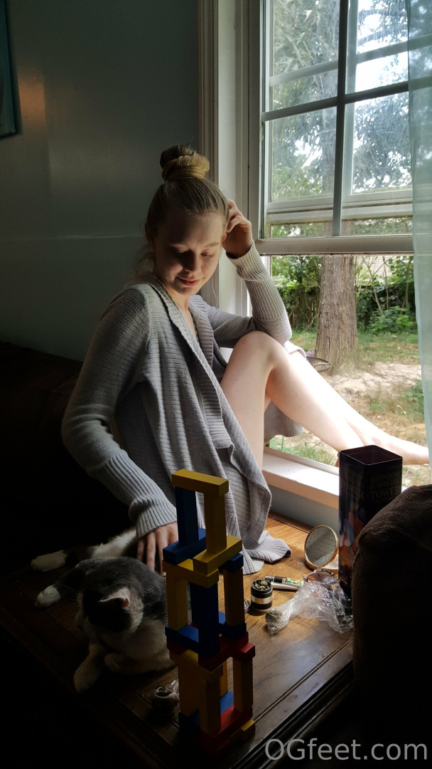 Photo by ogfeet published on October 15,2023 08:39:00 - BestThots