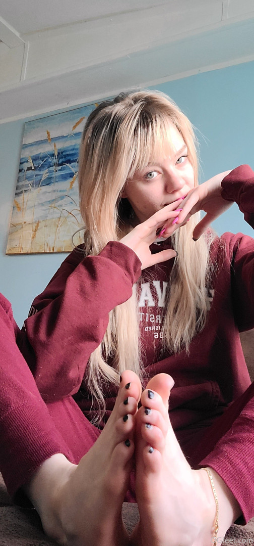 Photo by ogfeet published on October 15,2023 08:40:38 - BestThots