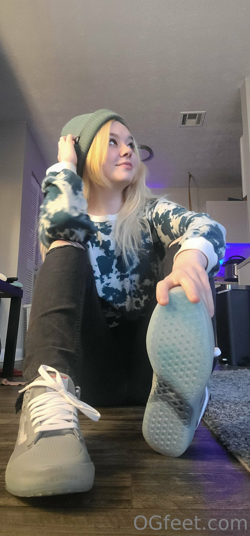 Photo by ogfeet published on October 15,2023 15:43:44 - BestThots