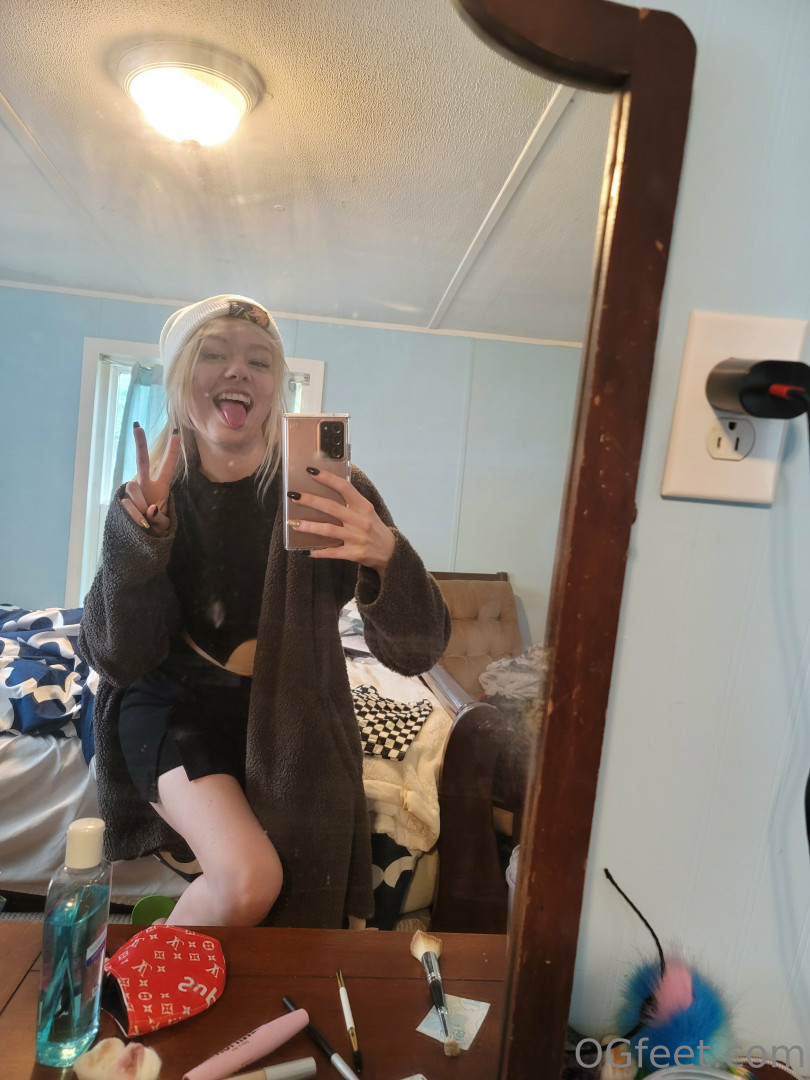 Photo by ogfeet published on October 15,2023 19:15:52 - BestThots