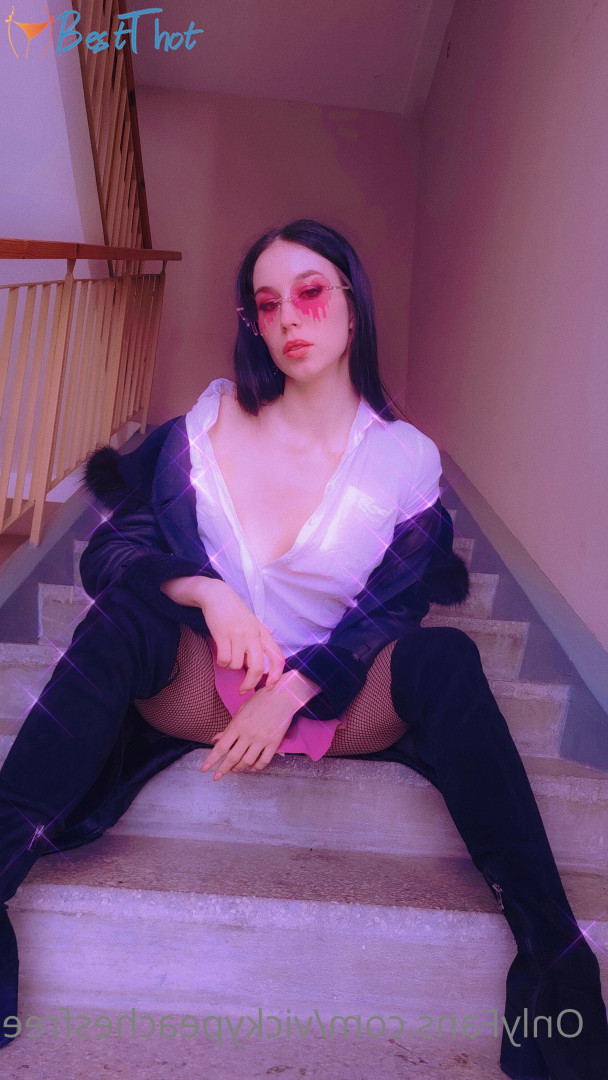 vickypeachesfree #9415661