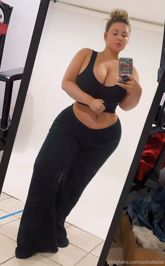 Photo by ashalexiss published on November 23,2023 23:26:35 - BestThots