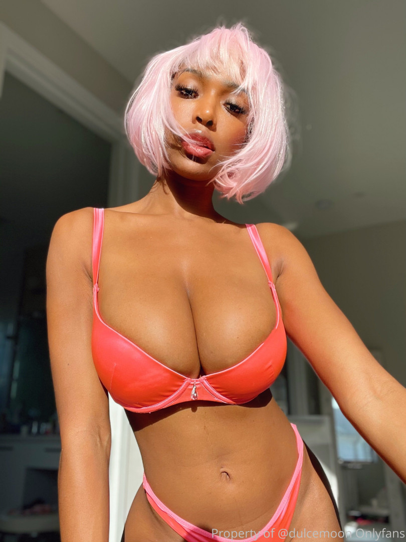 Photo by dulcecosplay published on October 17,2023 00:19:04 - BestThots