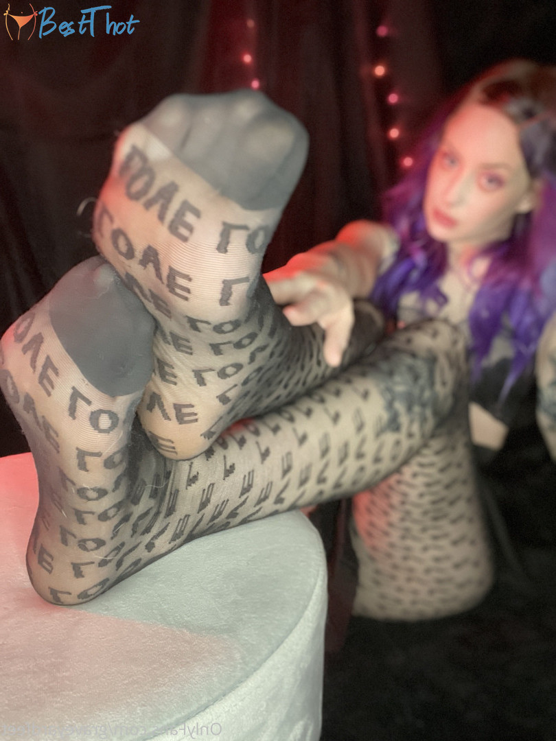 Photo by graveyardfeet published on December 22,2024 09:09:51 - BestThots