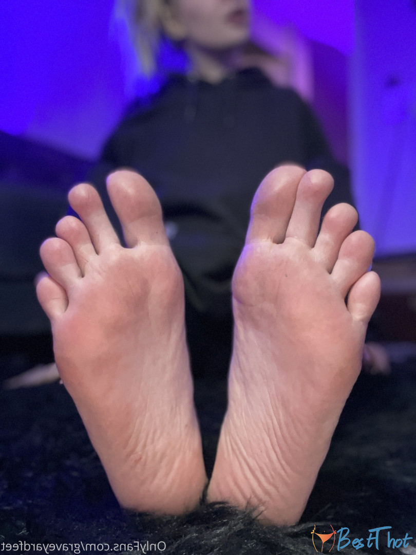Photo by graveyardfeet published on December 22,2024 10:09:07 - BestThots