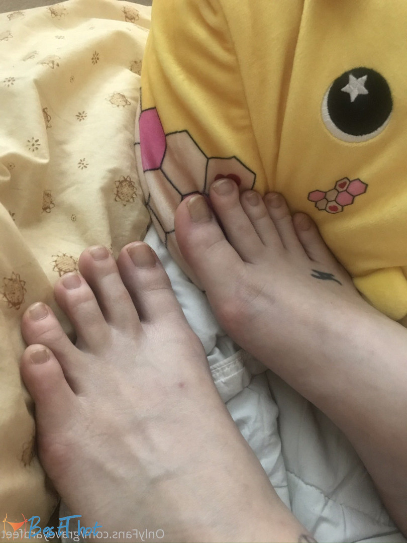 graveyardfeet #9512004