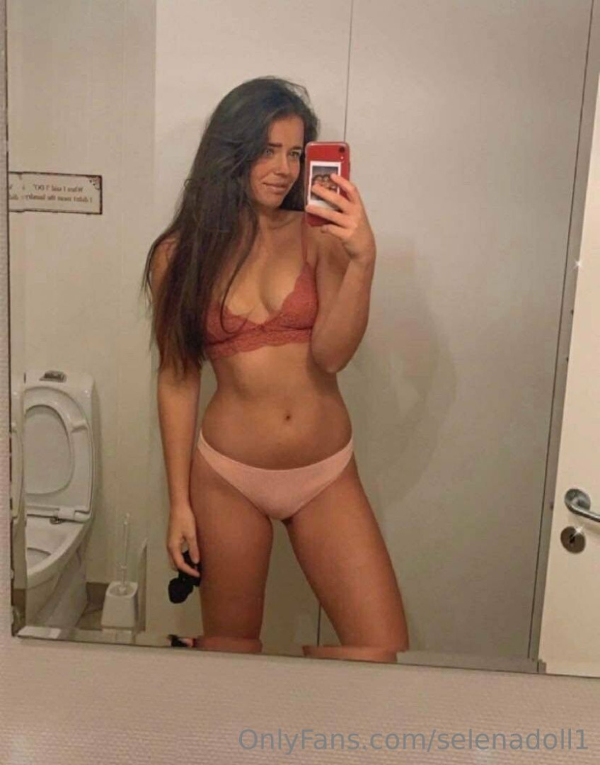 Photo by selenaadoll1 published on June 1,2023 13:05:28 - BestThots