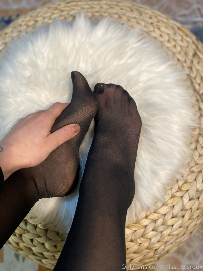 Photo by misstressroux published on October 16,2023 09:09:40 - BestThots