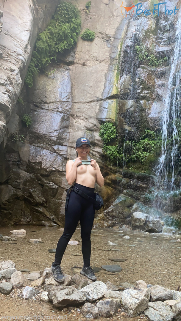 Photo by jasminegrey published on December 21,2024 14:08:00 - BestThots