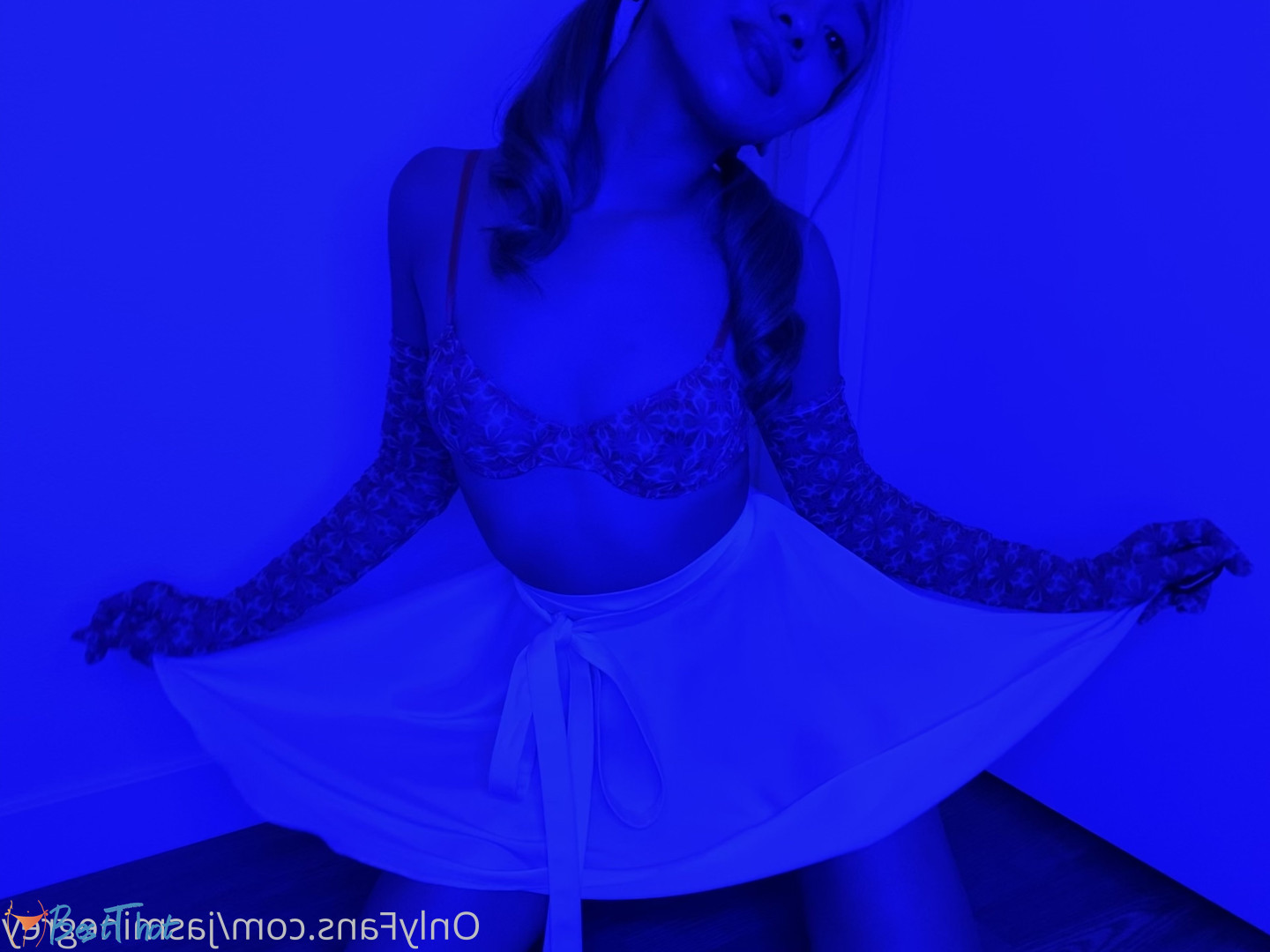 Photo by jasminegrey published on December 21,2024 14:10:21 - BestThots