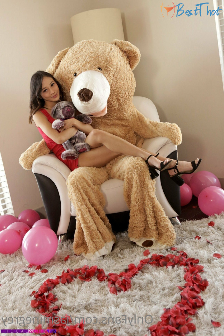 Photo by jasminegrey published on December 21,2024 15:08:32 - BestThots