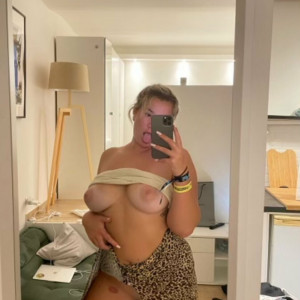 anslirosie #7193857