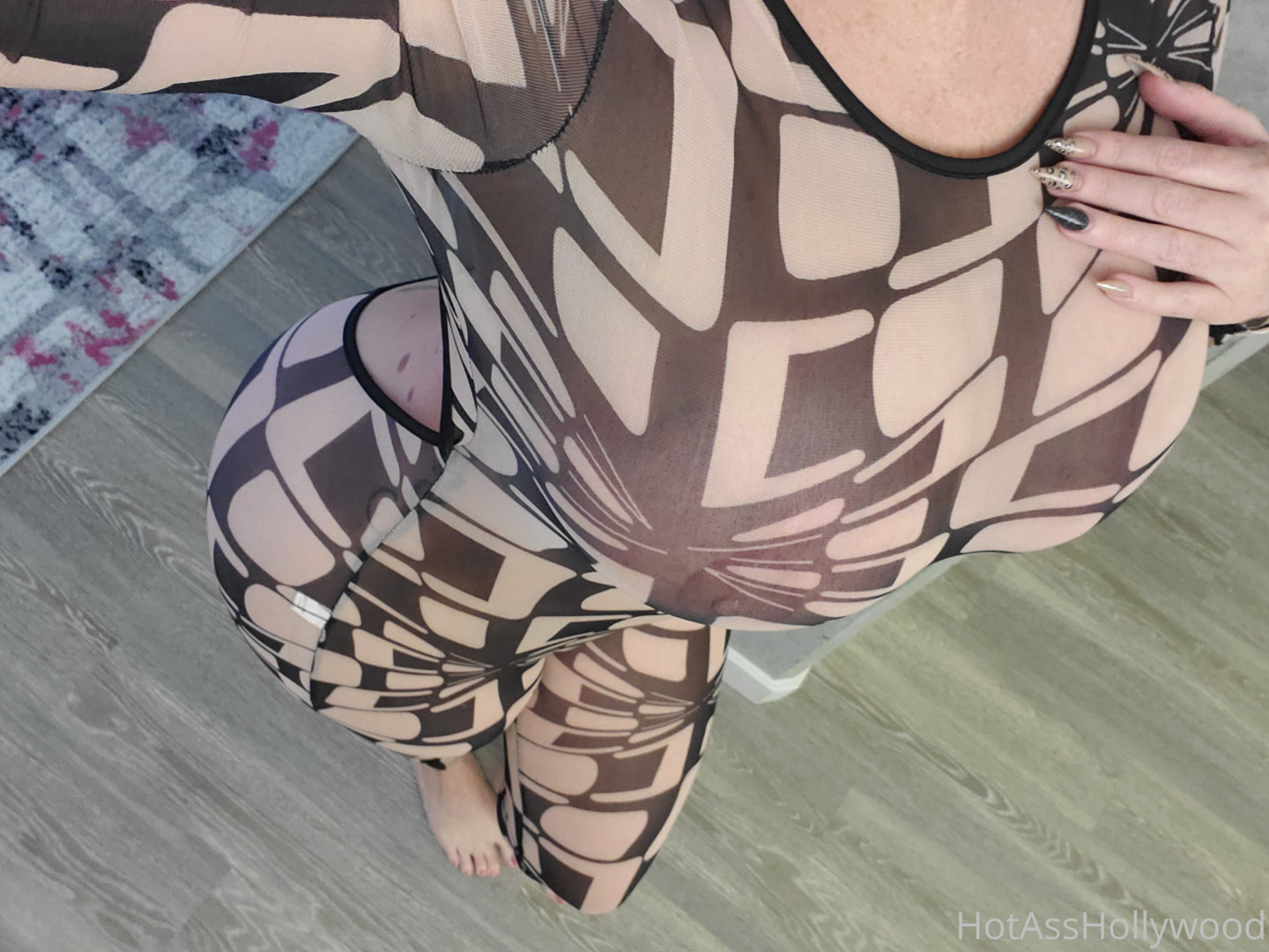 Photo by hotasshollywood published on August 30,2023 05:25:34 - BestThots