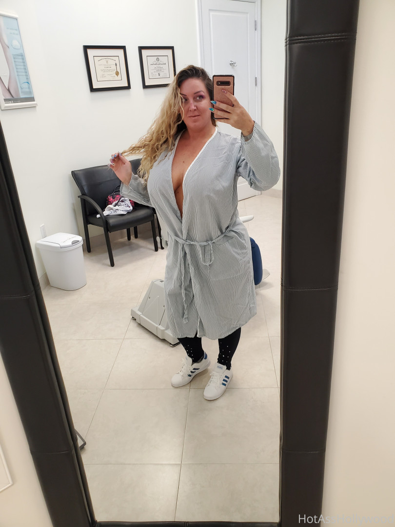 Photo by hotasshollywood published on August 30,2023 05:40:44 - BestThots