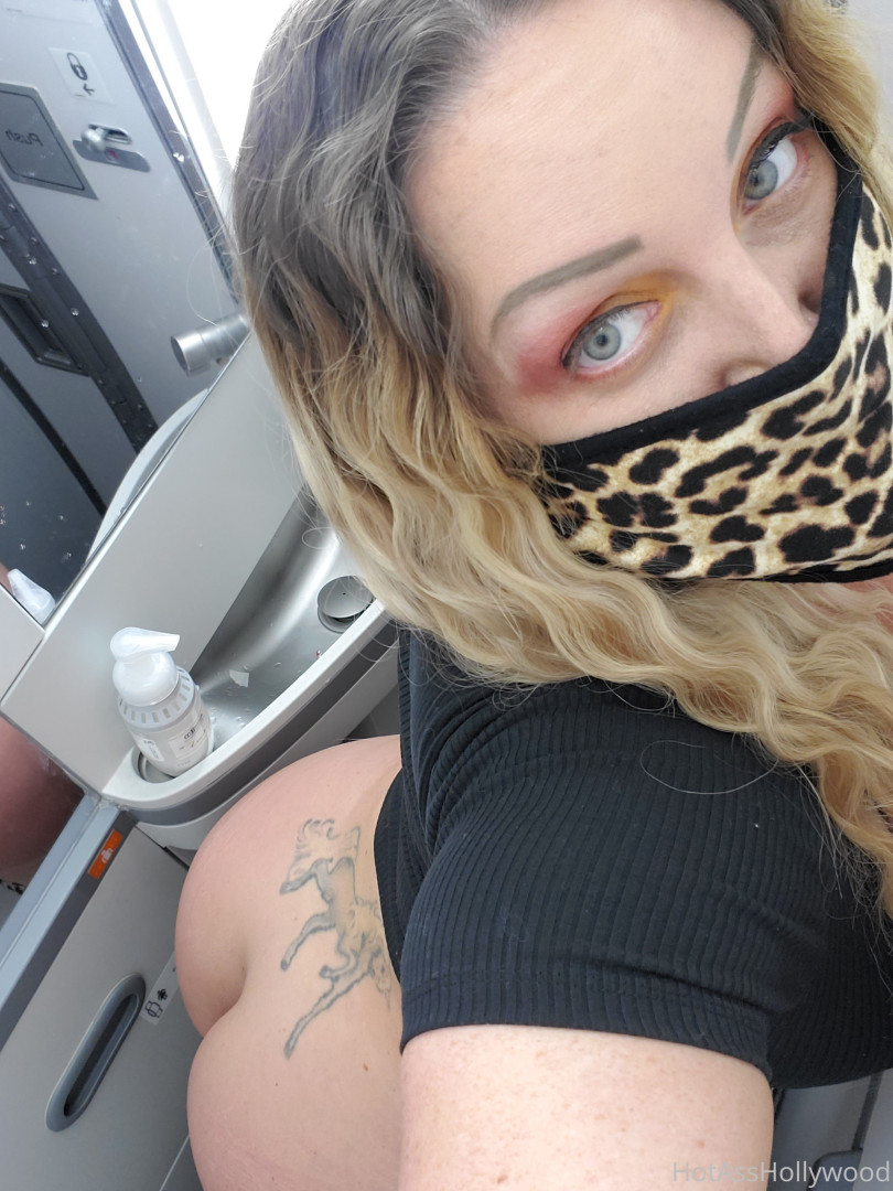 Photo by hotasshollywood published on August 30,2023 05:51:10 - BestThots