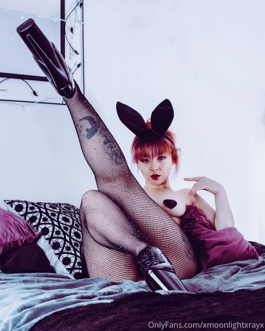 Photo by xmoonlightxrayx published on October 14,2023 00:01:28 - BestThots