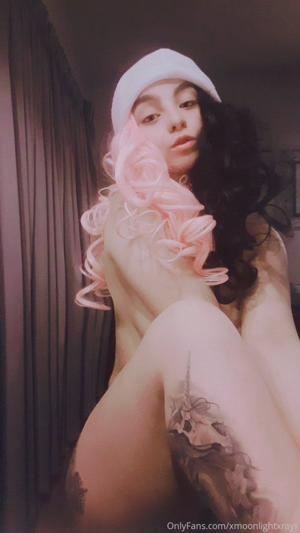 Photo by xmoonlightxrayx published on October 14,2023 03:45:58 - BestThots