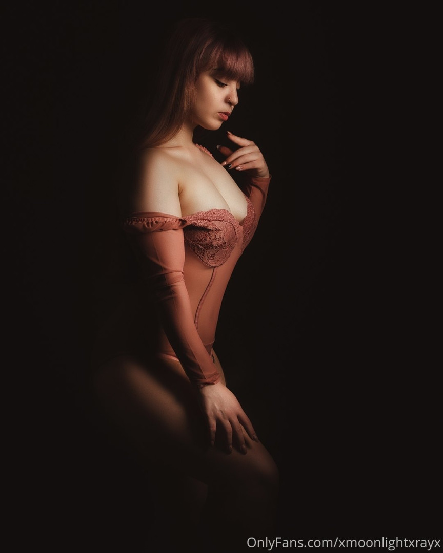 Photo by xmoonlightxrayx published on October 14,2023 04:49:18 - BestThots