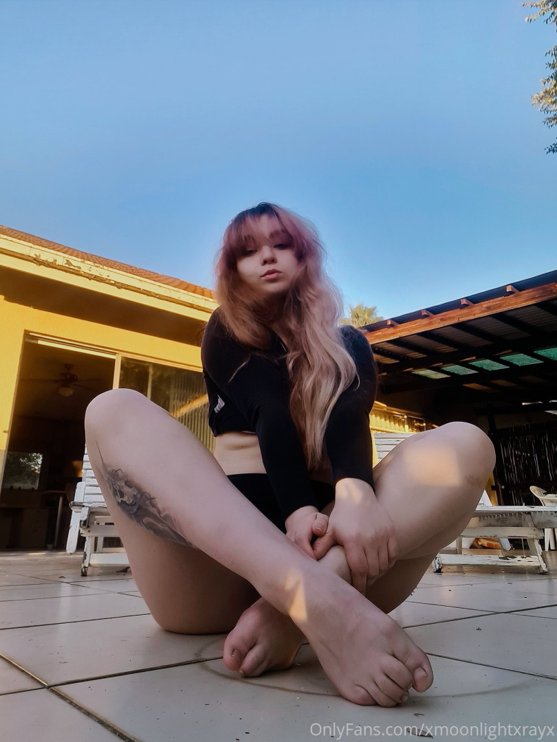 Photo by xmoonlightxrayx published on October 14,2023 05:03:53 - BestThots