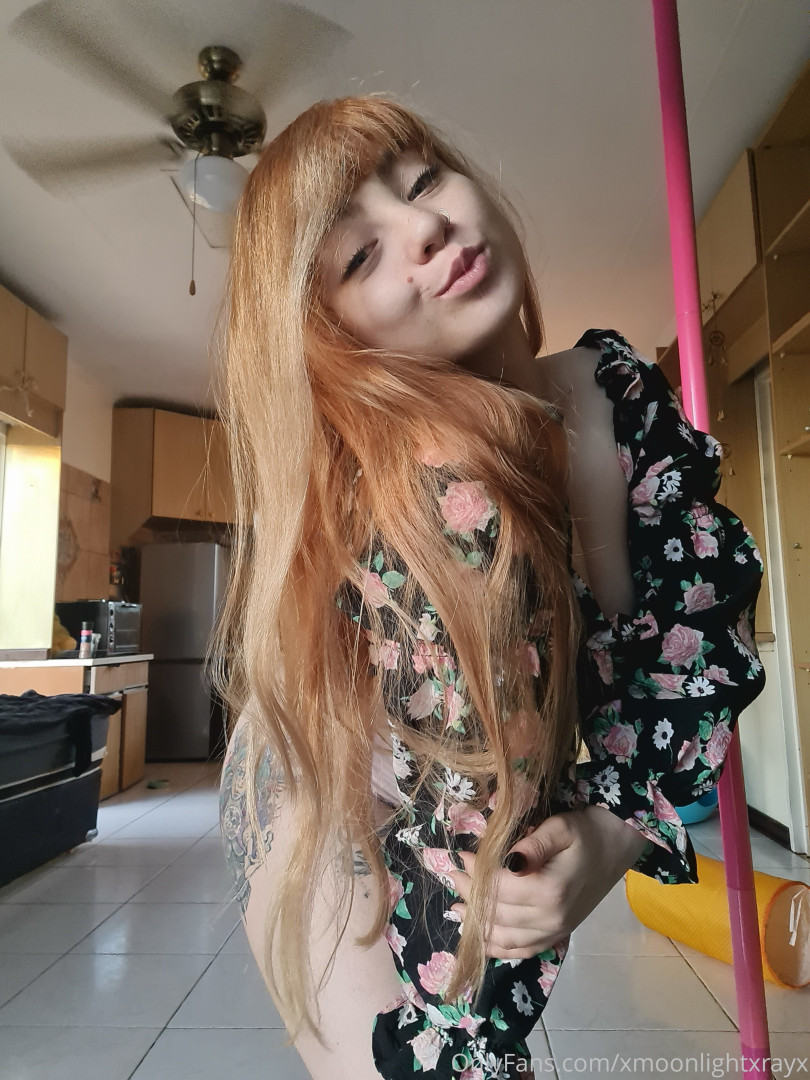 Photo by xmoonlightxrayx published on October 14,2023 07:28:43 - BestThots