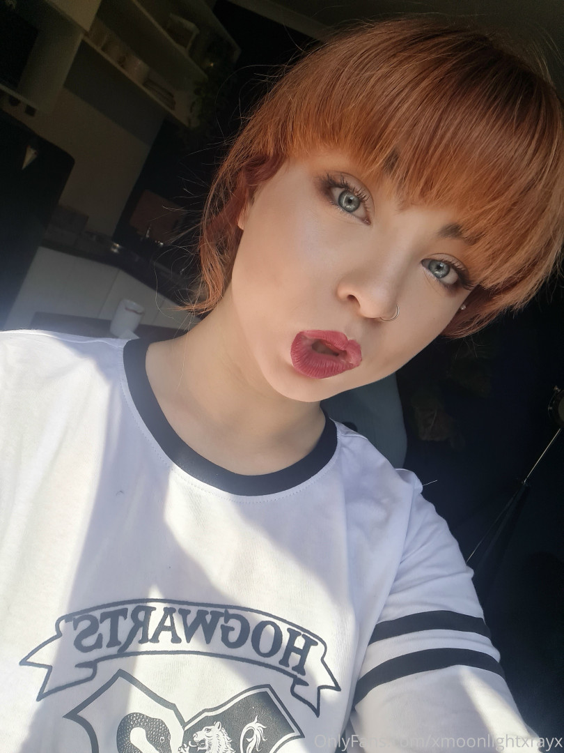 Photo by xmoonlightxrayx published on October 14,2023 08:15:54 - BestThots
