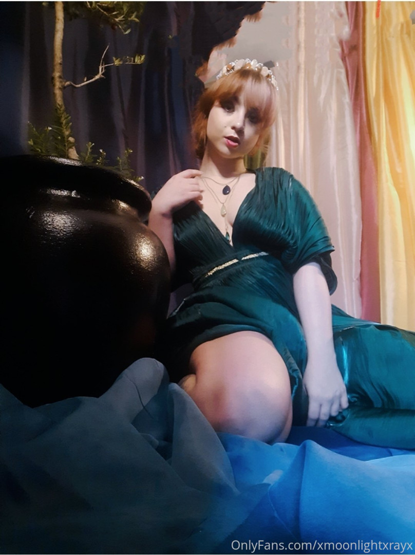 Photo by xmoonlightxrayx published on October 14,2023 08:33:53 - BestThots