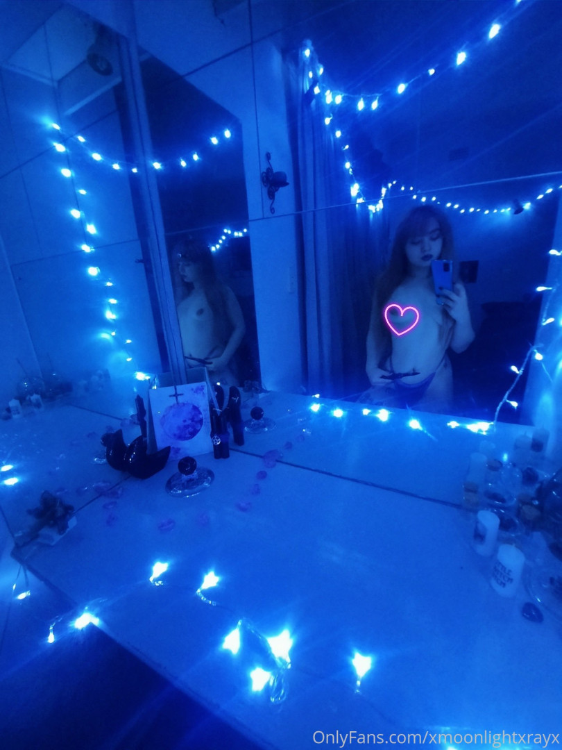 Photo by xmoonlightxrayx published on October 14,2023 08:55:12 - BestThots